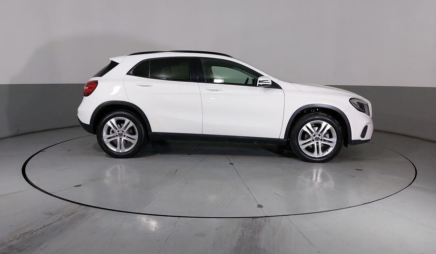 Mercedes Benz Clase Gla 1.6 GLA 200 DCT Suv 2020