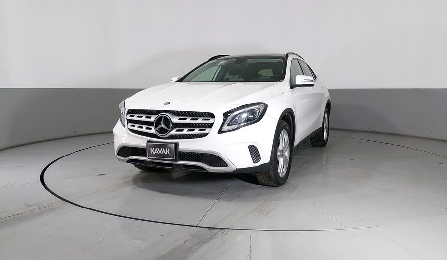 Mercedes Benz Clase Gla 1.6 GLA 200 DCT Suv 2020