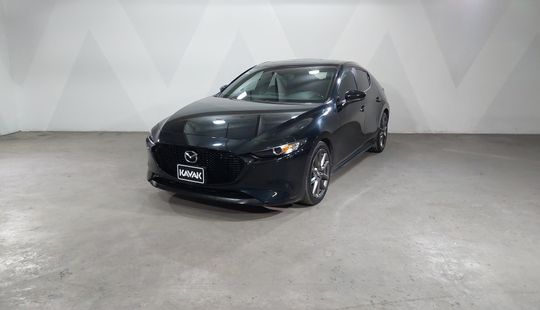 Mazda • Mazda 3