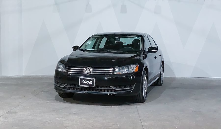 Volkswagen Passat 2.5 COMFORTLINE TIPTRONIC Sedan 2015