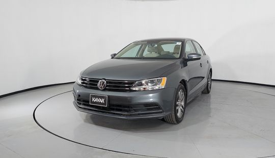 Volkswagen • Jetta