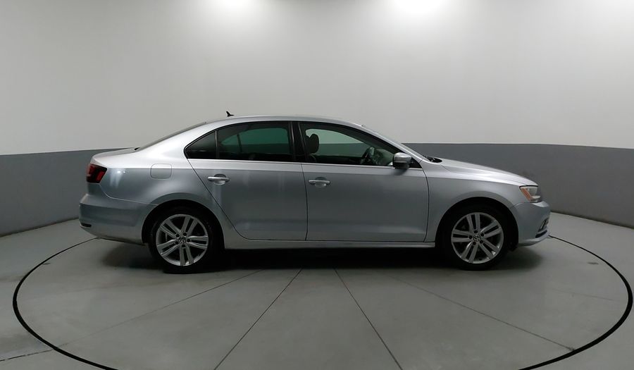 Volkswagen Jetta 2.5 SPORTLINE TIP. Sedan 2016