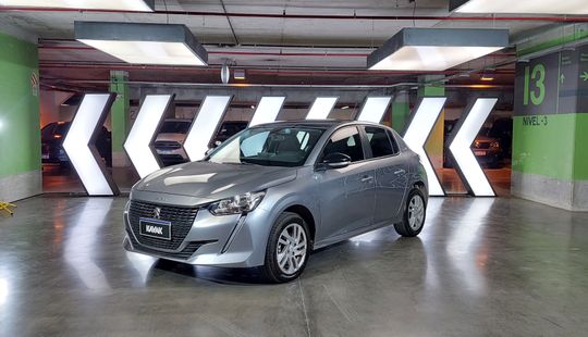 Peugeot • 208