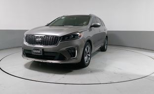 Kia • Sorento