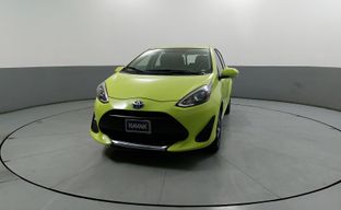 Toyota • Prius C