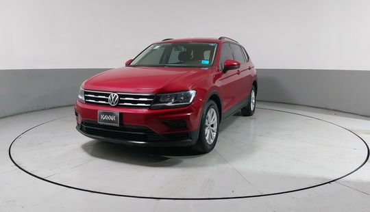 Volkswagen • Tiguan