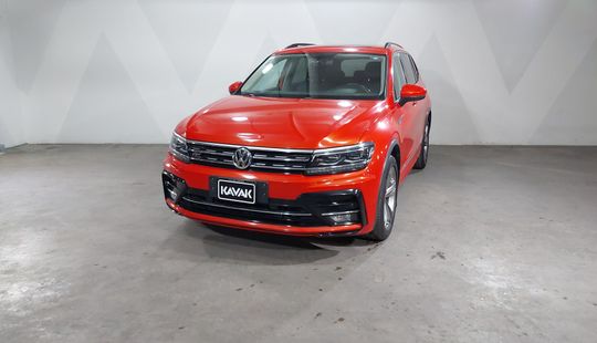 Volkswagen • Tiguan