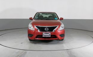 Nissan • Versa