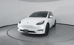 Tesla • Model Y