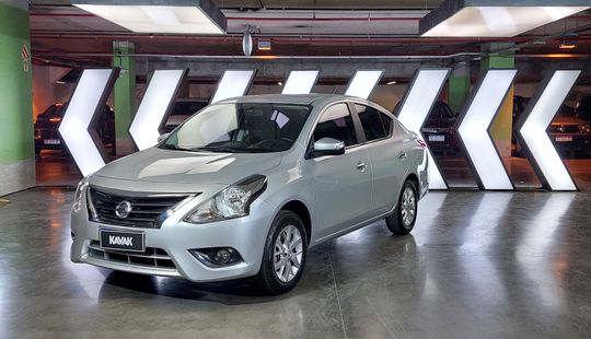 Nissan Versa 1.6 ADVANCE MT-2020