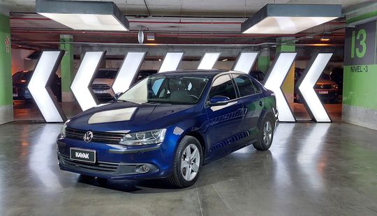 Volkswagen • Vento