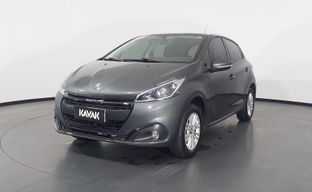 Peugeot • 208