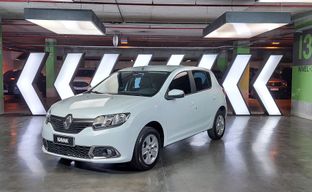 Renault • Sandero