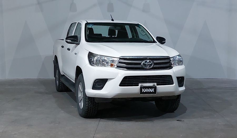 Toyota Hilux 2.7 DOBLE CABINA SR DCAB MID Pickup 2017