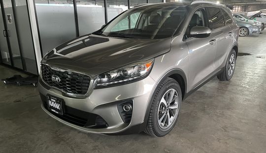 Kia • Sorento