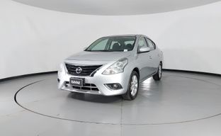 Nissan • Versa