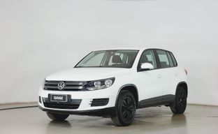 Volkswagen • Tiguan