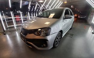 Toyota • Etios