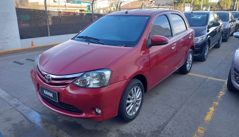 Toyota Etios 1.5 XLS MT Hatchback 2015