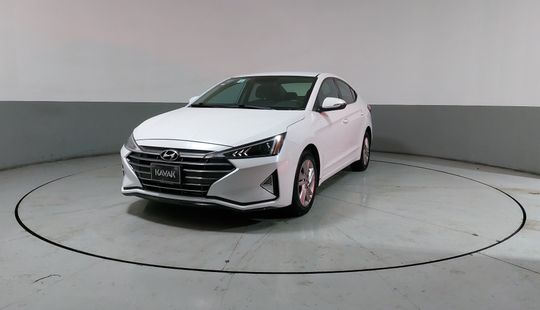 Hyundai • Elantra