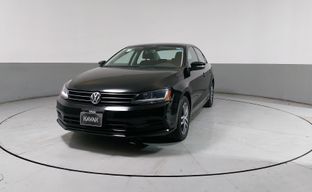 Volkswagen • Jetta