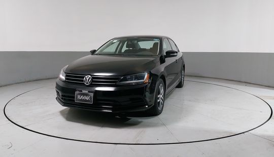 Volkswagen • Jetta