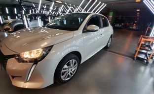 Peugeot • 208