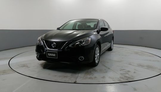 Nissan • Sentra