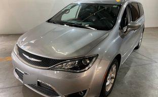 Chrysler • Pacifica