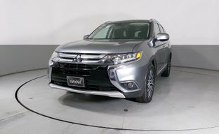 Mitsubishi • Outlander