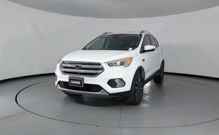 Ford • Escape