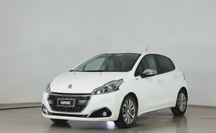 Peugeot • 208