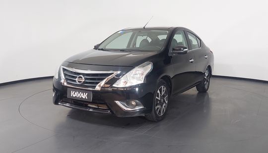 Nissan Versa SL-2017