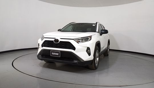 Toyota • RAV4