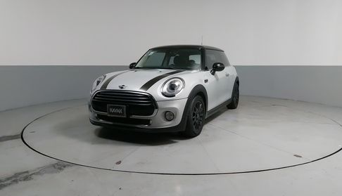 Mini Cooper 1.5 COOPER CHILI AT Hatchback 2017