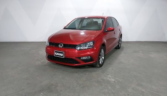 Volkswagen • Vento