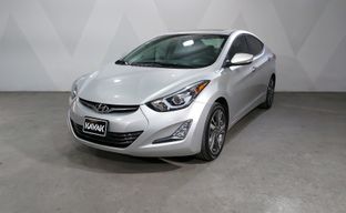 Hyundai • Elantra