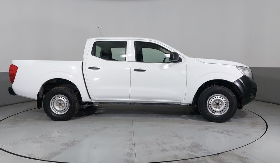 Nissan Np300 2.5 DOBLE CABINA SE TM AC PAQ SEG Pickup 2018