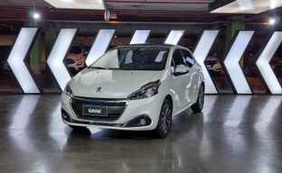 Peugeot • 208