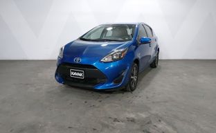 Toyota • Prius C