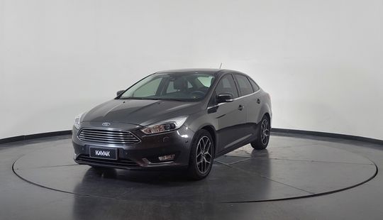 Ford Focus III 2.0 TITANIUM MT-2018