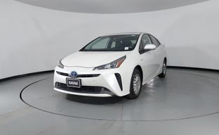 Toyota • Prius