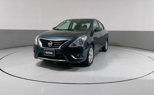 Nissan • Versa