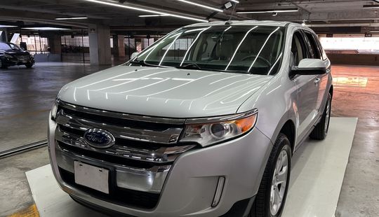 Ford • Edge