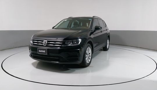 Volkswagen • Tiguan