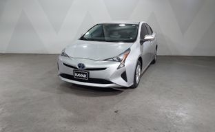 Toyota • Prius