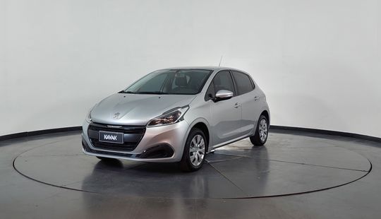 Peugeot • 208