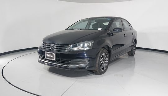 Volkswagen • Vento