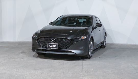 Mazda • Mazda 3