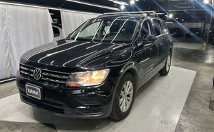 Volkswagen • Tiguan